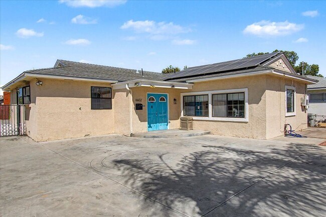 Building Photo - 6602 Crawford St