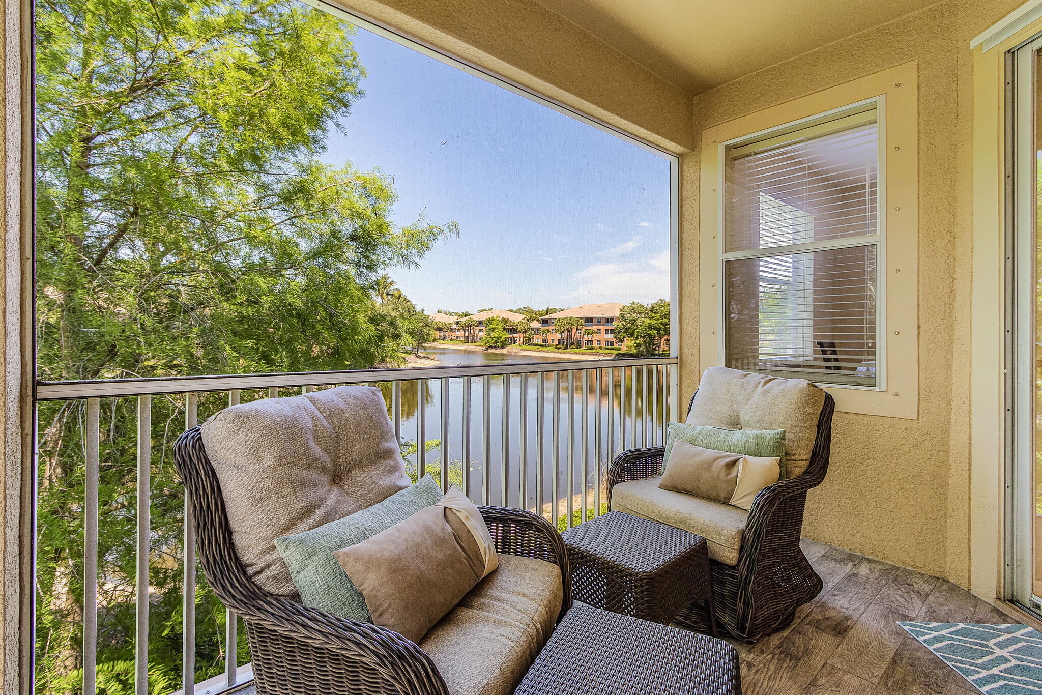 Building Photo - 9651 Spanish Moss Way