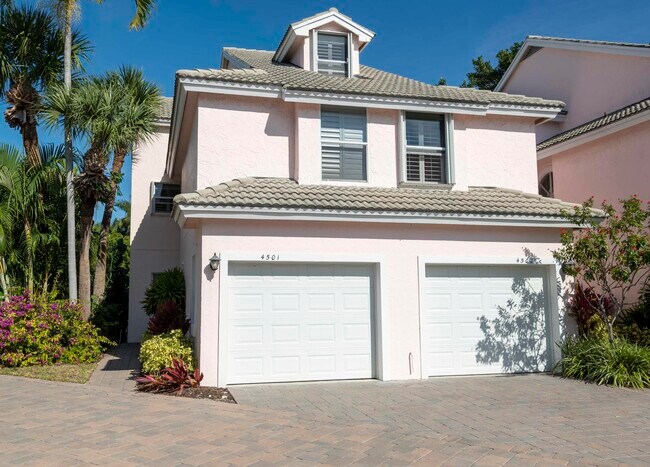 Building Photo - 4501 Fairway Dr N