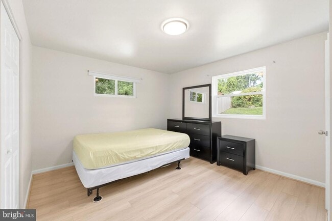 Building Photo - 7810 Kalorama Rd