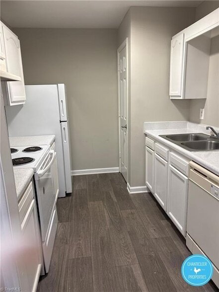 Building Photo - 1041 W Barton St