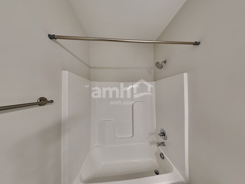 Building Photo - 5054 Mountain Springs Rd