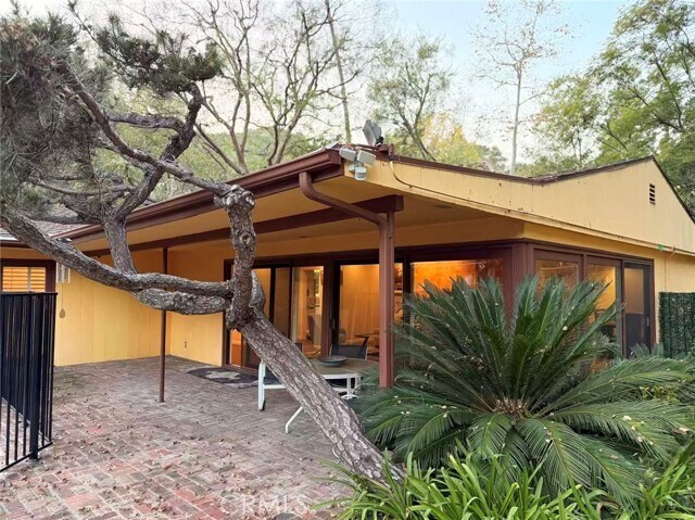 Building Photo - 2500 Benedict Canyon Drive