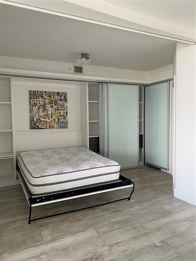 Building Photo - 4779 Collins Ave