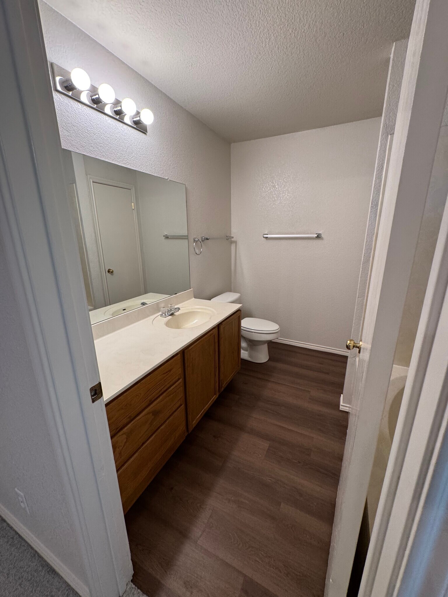 Building Photo - 1404 Carriage Hills Trl