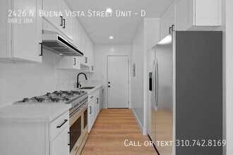 Building Photo - 2426 N Buena Vista St
