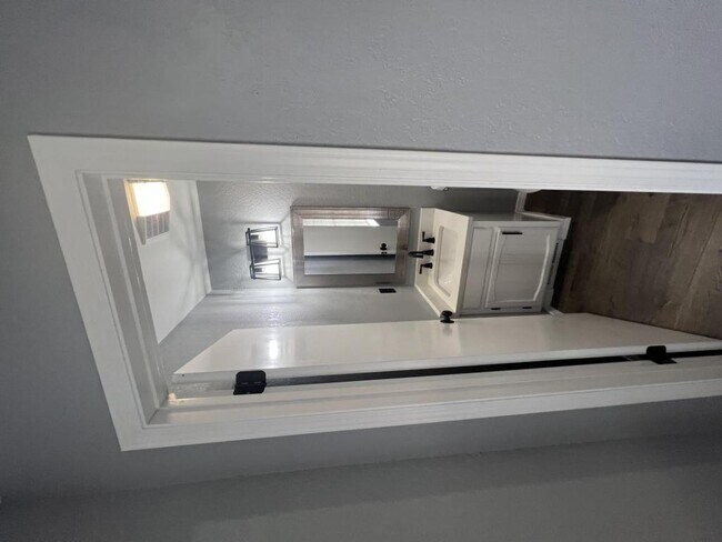 Building Photo - 14106 E 19th Pl S