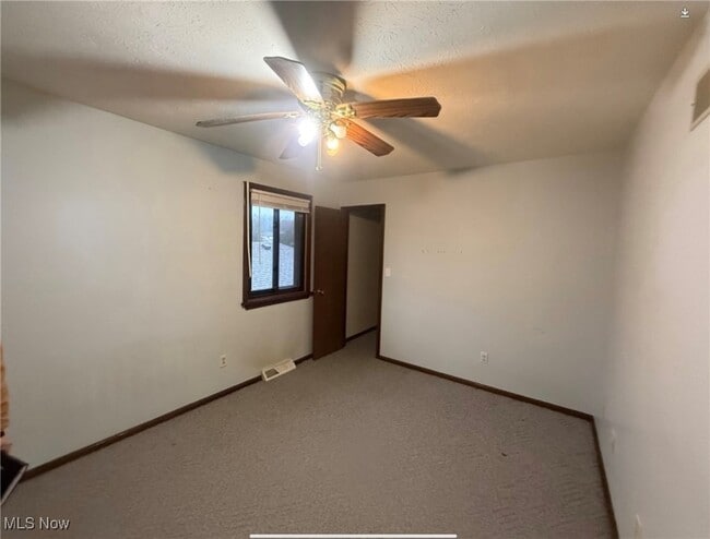 Building Photo - 6295 St Andrews Dr