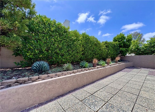 Building Photo - 24372 Borrego Ct
