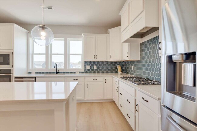 Building Photo - Spacious 4-Bedroom Townhome in Wendell Falls