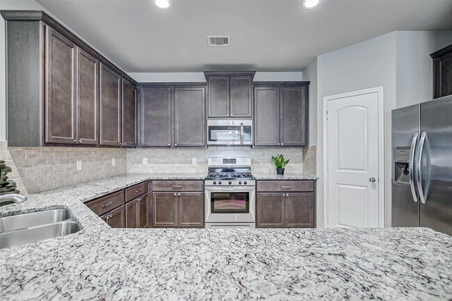 Building Photo - 23819 Padova Gardens Dr