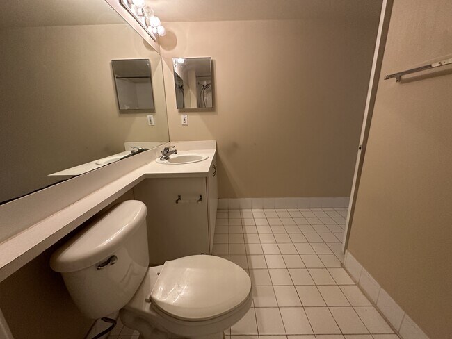 Building Photo - 3874 Lyons Rd