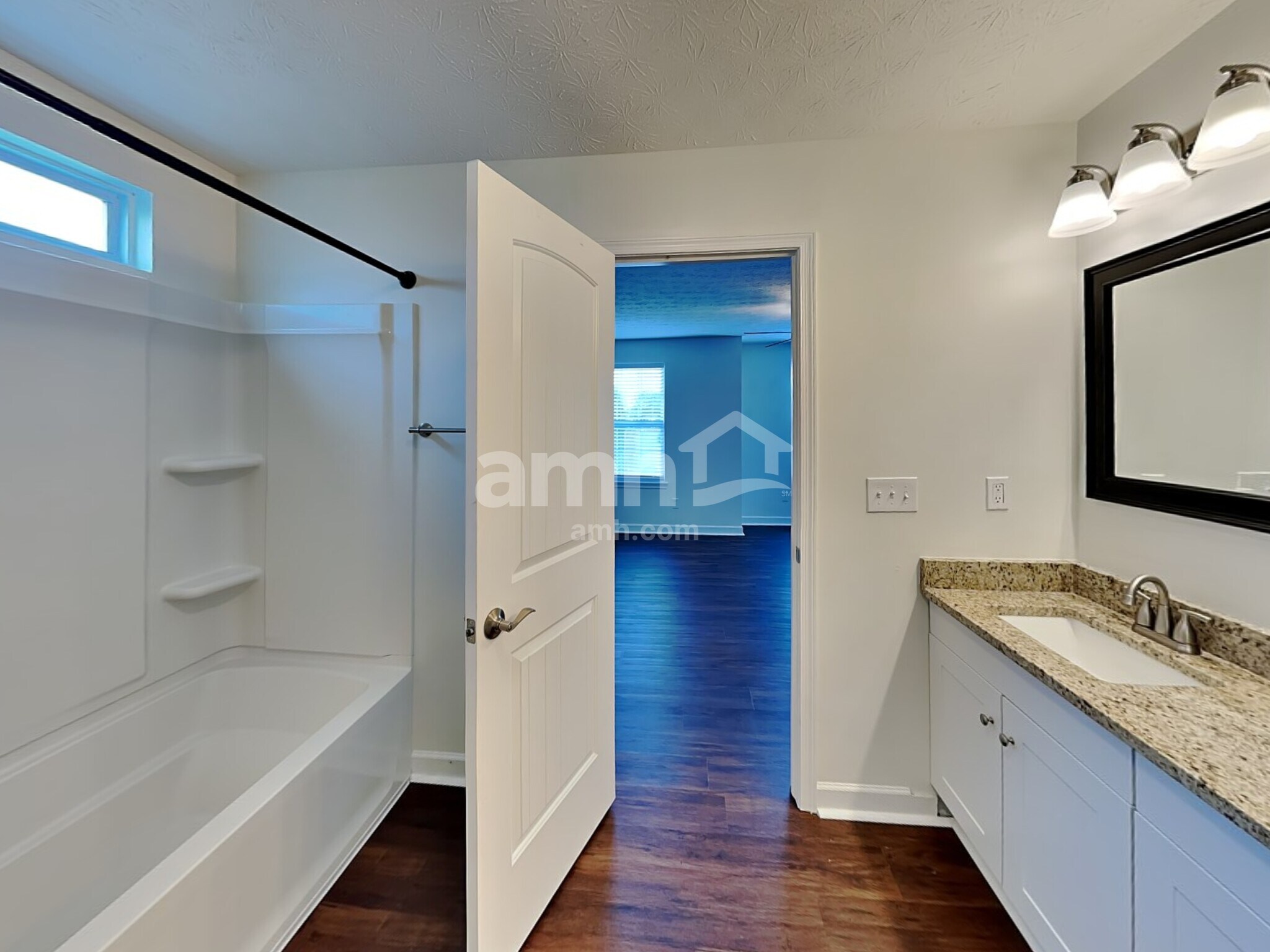 Building Photo - 718 Rolling Acre Dr