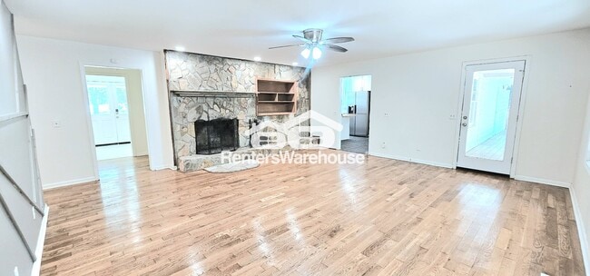 Building Photo - 10500 Rivertown Rd