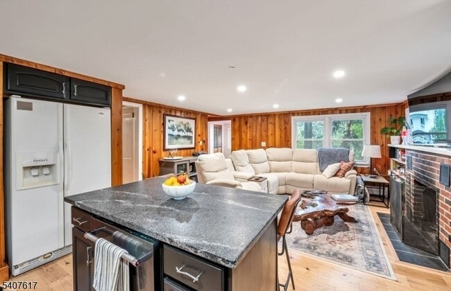 Building Photo - 41 Bellot Rd