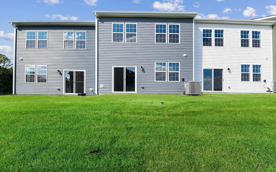 Building Photo - 1745 Lawder Cir