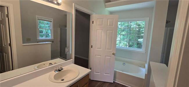 Building Photo - 5084 Apple Orchard Ln