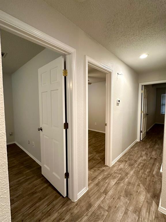 Building Photo - 2605 Cranbrook Cove
