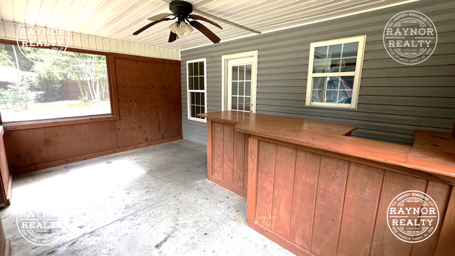 Building Photo - Unbelievable Value - Ranch with 4 Bedrooms...