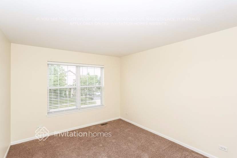 Building Photo - 3031 Chalkstone Ave