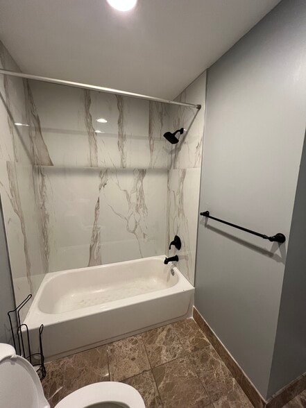 Building Photo - 626 N 37th St