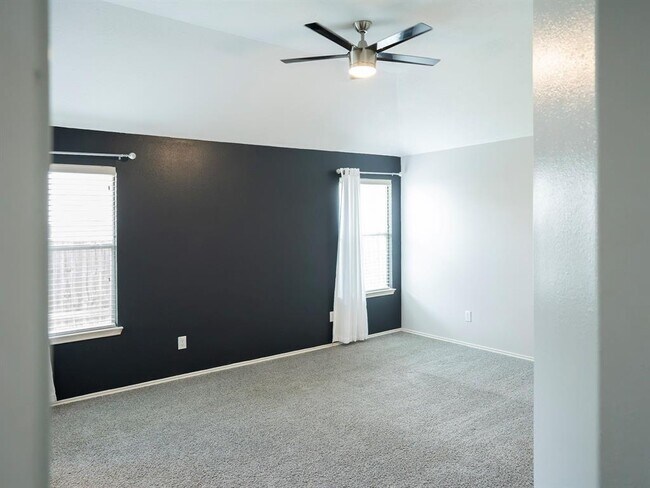Building Photo - 2414 Alcove Foster Ct