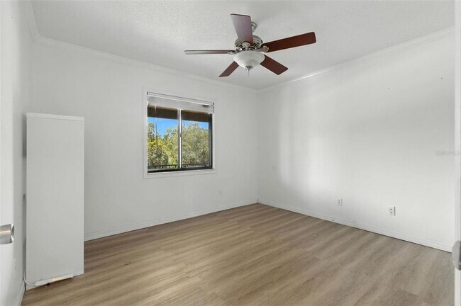 Building Photo - 563 Belltower Ave