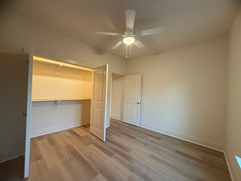 Building Photo - 104 Kirkland St