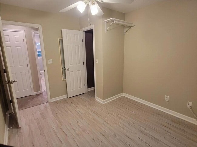 Building Photo - 609 Cottonwood St