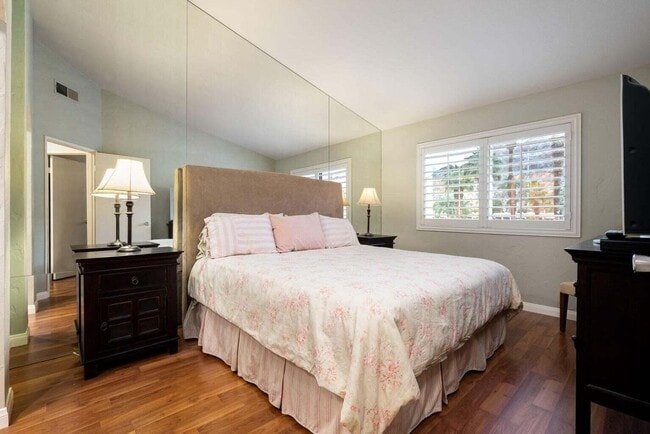 Building Photo - 55438 Firestone