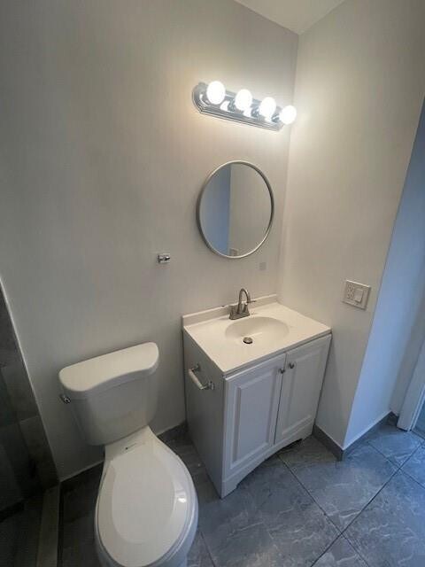 Building Photo - 411 SE 10th St