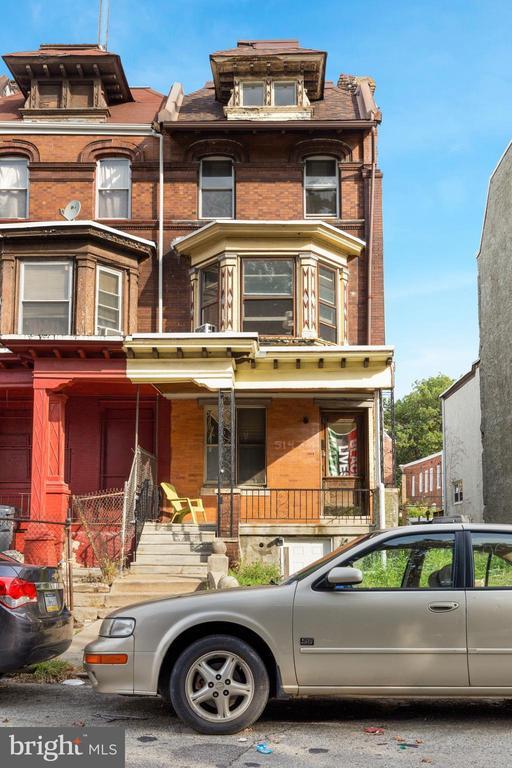 Building Photo - 5147 Hazel Ave