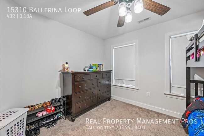 Building Photo - 15310 Ballerina Lp