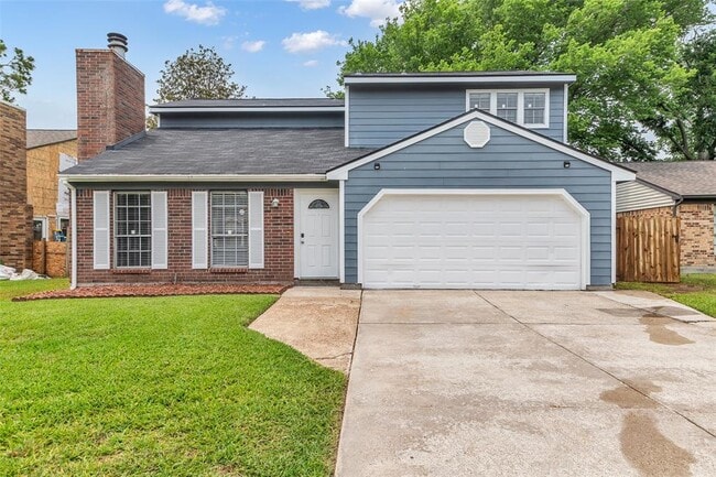 Building Photo - 15830 Pipers View Dr