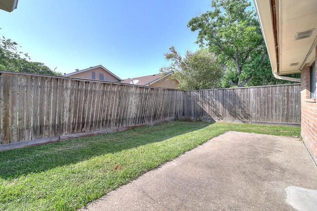 Building Photo - 7034 Powderhorn Ct