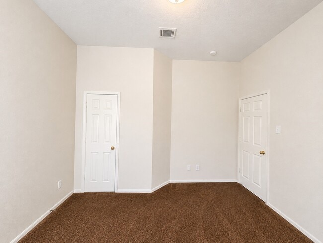 Building Photo - 20410 Nelva Park Ct