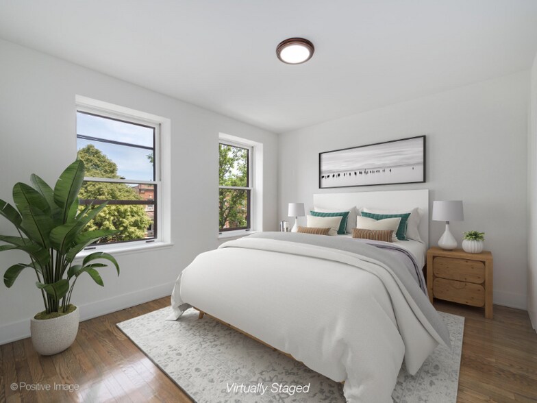 Building Photo - 3557 N Bell Ave