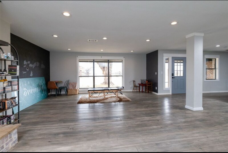 Building Photo - 3193 E State Hwy 114