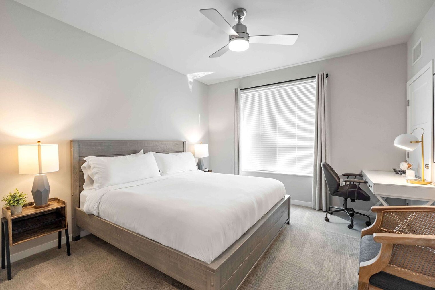 Building Photo - 601 Sand Pearl Ln