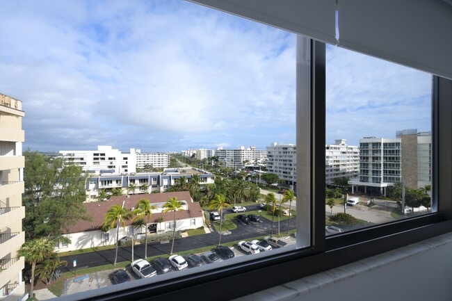 Building Photo - 3589 S Ocean Blvd