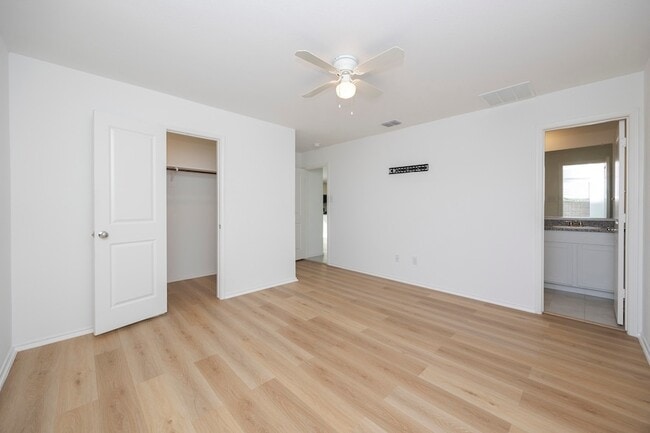 Building Photo - 6508 Auburn Dl Rd