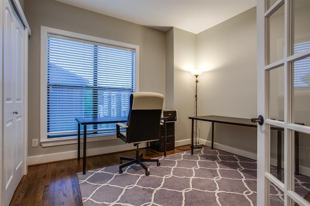 Building Photo - 4211 Rawlins St