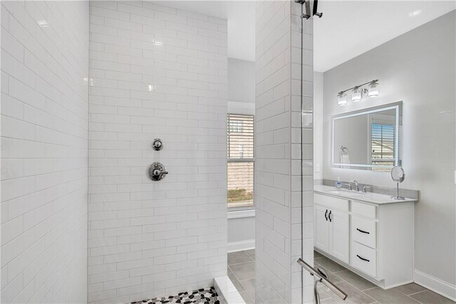 Building Photo - 3192 Bartee Walk