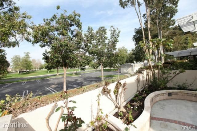 Building Photo - 2 br, 2 bath Townhome - 7 Southwind # 69