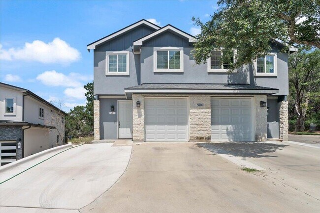 Building Photo - 5800 Clubhouse Dr