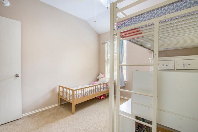 Building Photo - 3608 Kale St