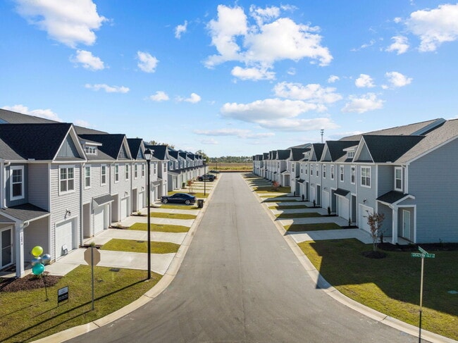 Building Photo - 2609 Sailor Rose Ln