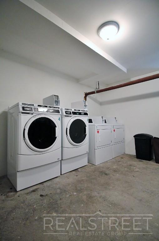 Building Photo - Stunning Large 2 Bed in Crown Heights