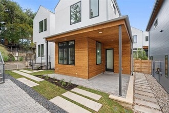 Building Photo - 900 S 2nd St