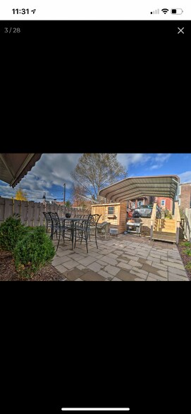 Building Photo - 134 Parkhurst St